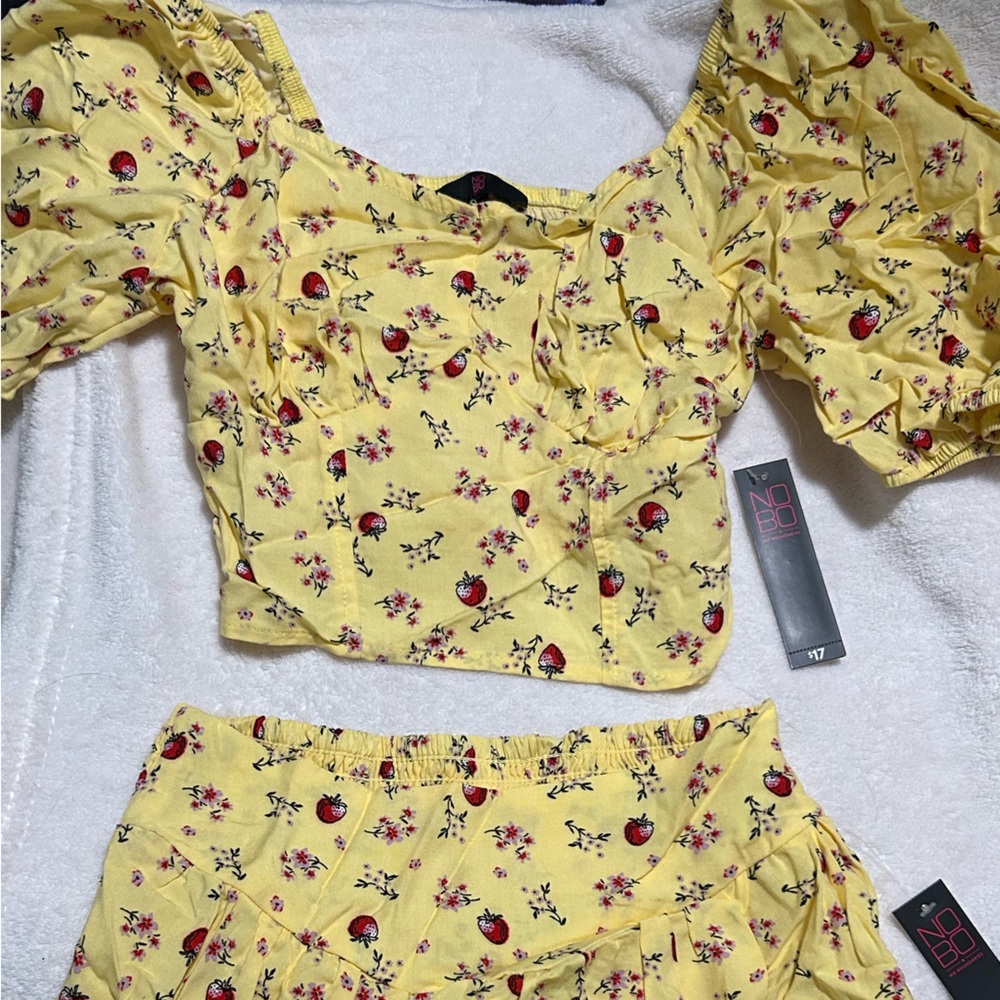 NWT Yellow Strawberry 🍓 Floral Two-Piece Set